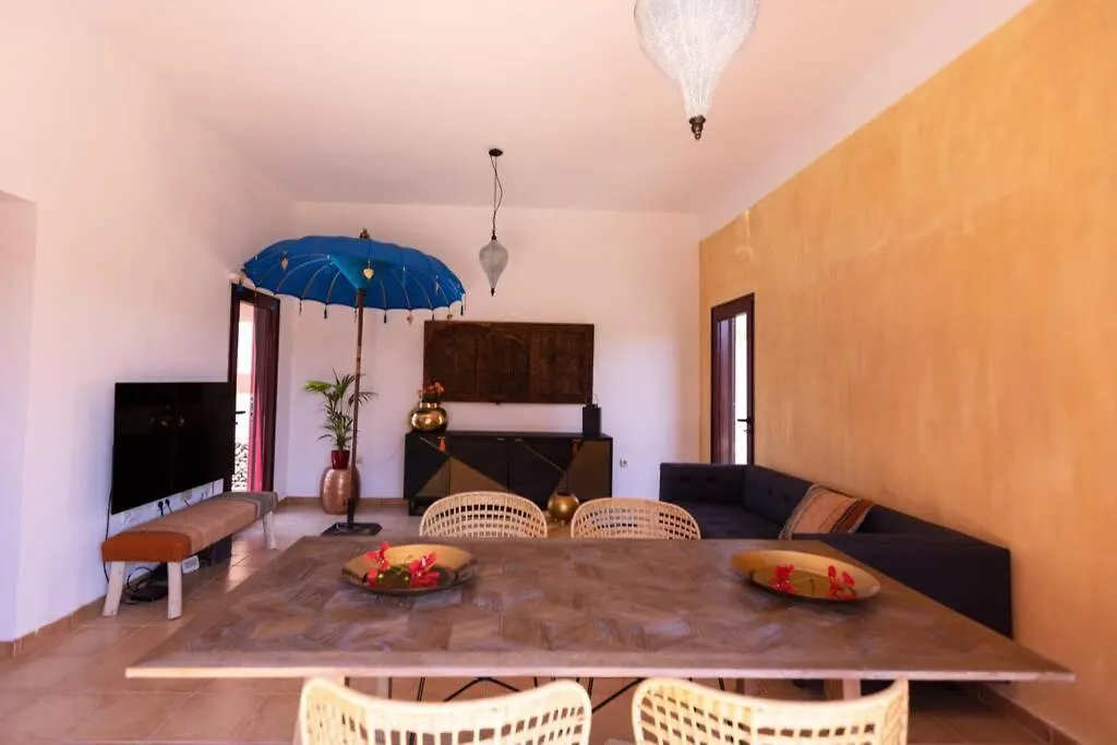 Holiday home Ven A Las Mil Y Una Noches Cerca De Corralejo .