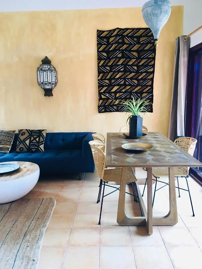 Ven A Las Mil Y Una Noches Cerca De Corralejo . Holiday home