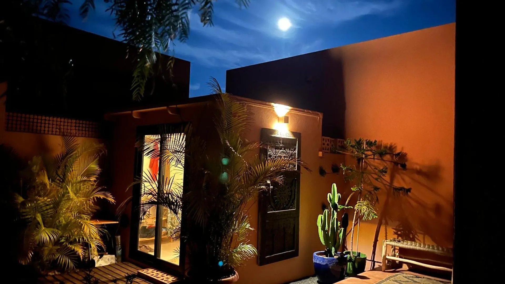 Ven A Las Mil Y Una Noches Cerca De Corralejo . Holiday home